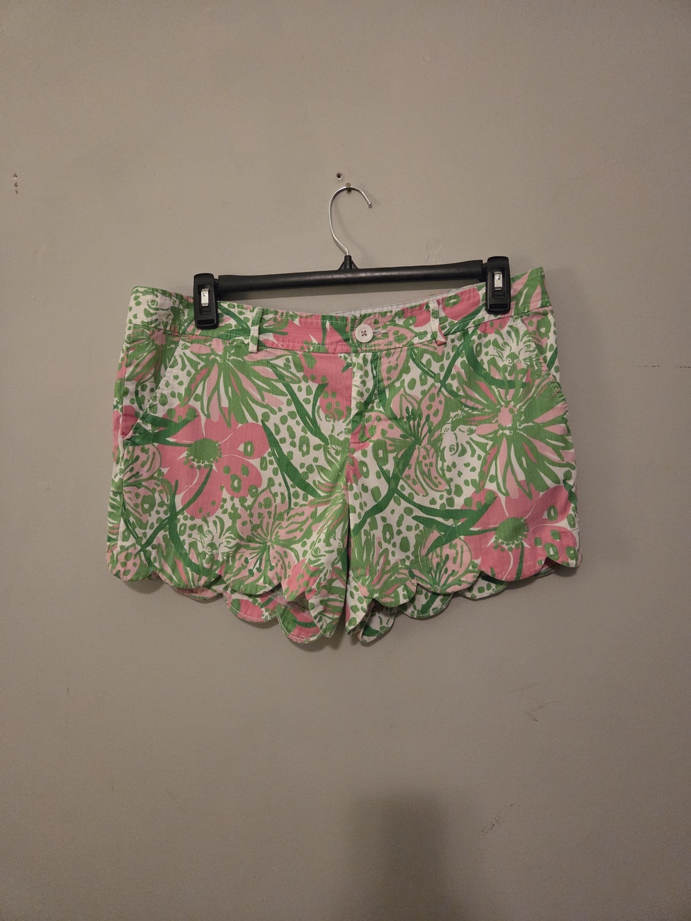Lilly Pulitzer Pink, Green & White Scalloped BUTTERCUP High-Waist Shorts